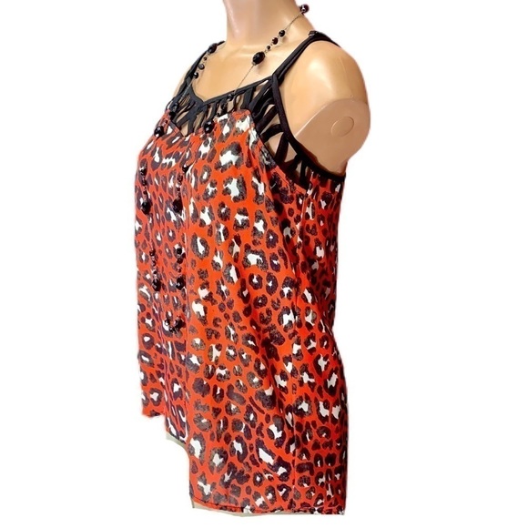 👚 STUDIO Y || Animal Print Tank Blouse- - Picture 4 of 7